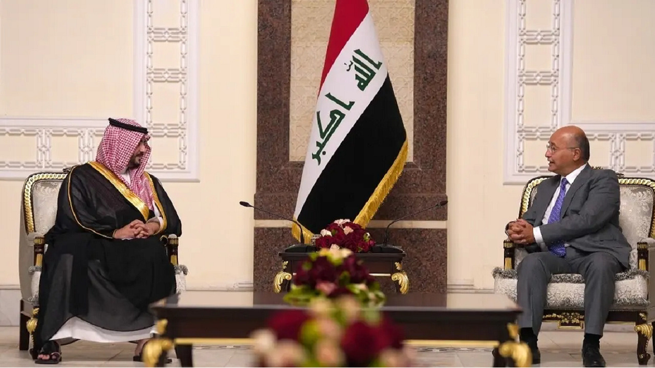 بالفيديو .. الرئيس العراقي يستقبل الأمير خالد بن سلمان