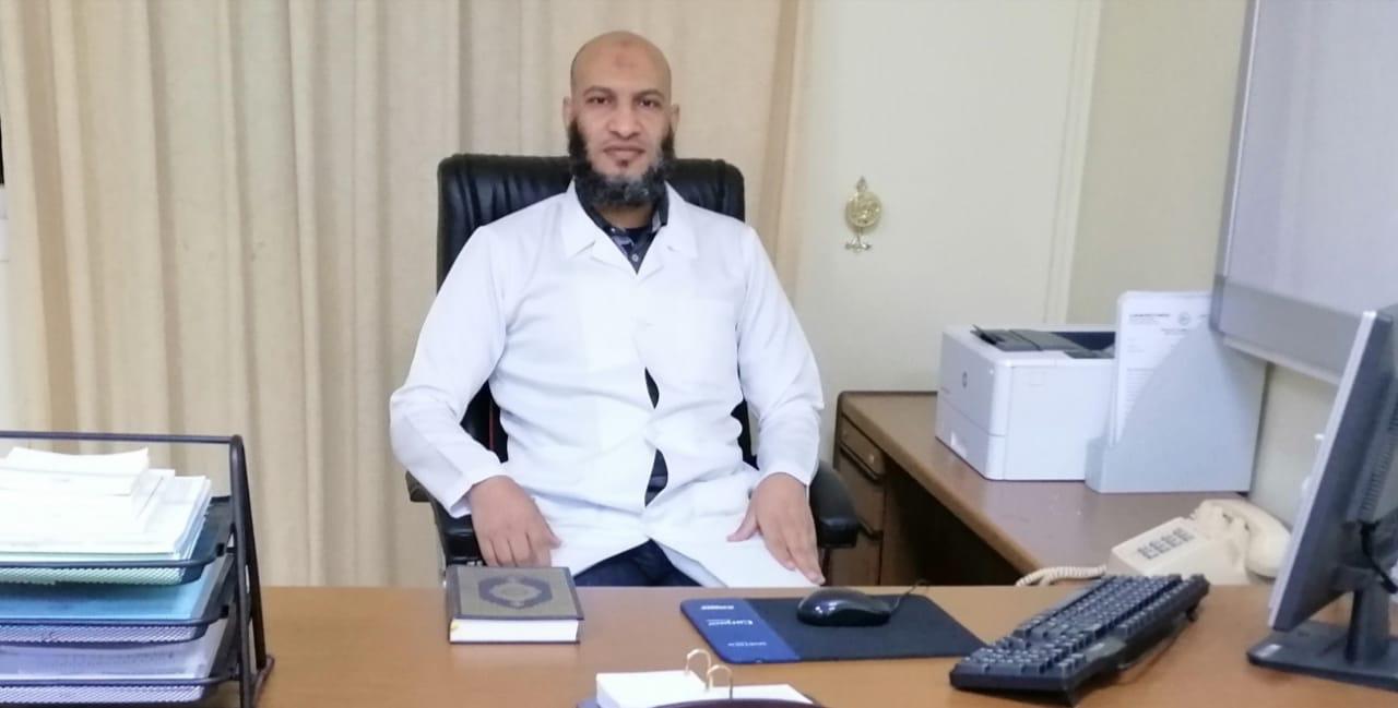 رسالة واتس أب تقود طبيب لحفظ القرآن