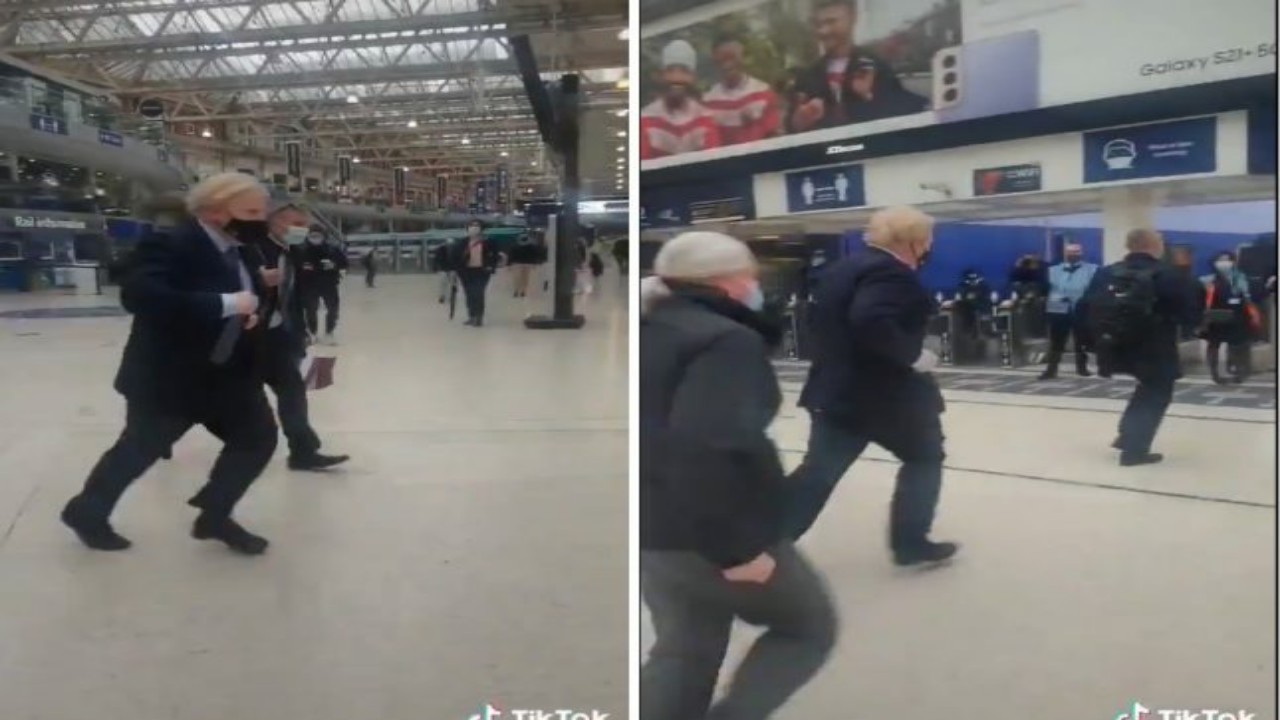 شاهد.. فيديو طريف لرئيس وزراء بريطانيا وهو يركض مسرعا وراء قطار في لندن  