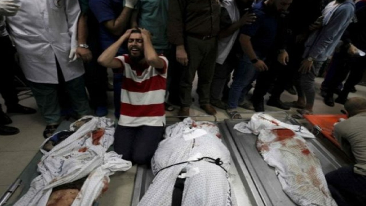 مقتل 10 أفراد من عائلة واحدة خلال القصف الإسرائيلي على غزة