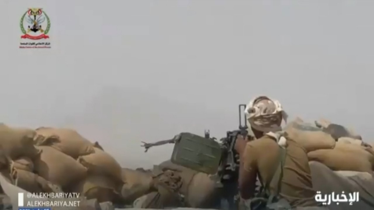 بالفيديو.. الجيش اليمني يسيطر على عدد من المواقع في جبهة الكسارة غرب مأرب