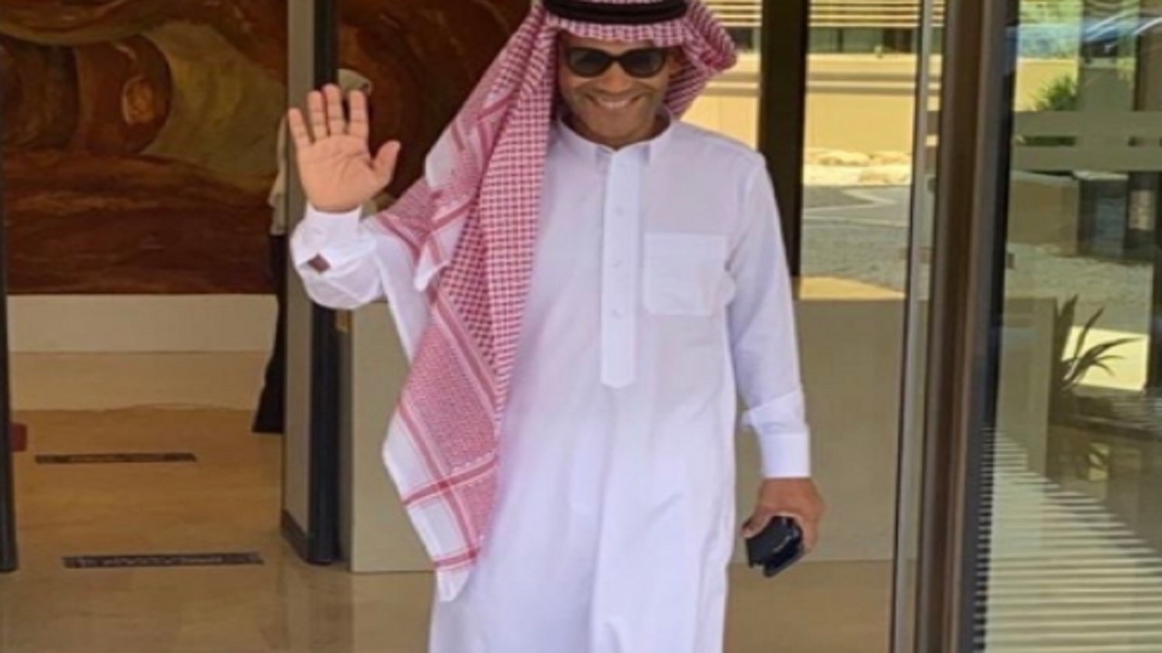 مدرب الهلال &#8220;مورايس&#8221; يرتدي الزي السعودي