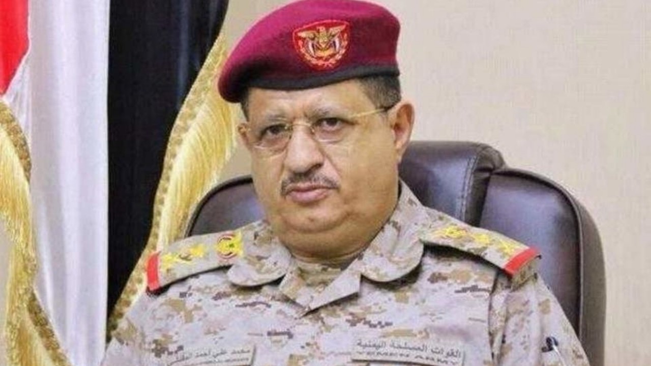 وزير الدفاع اليمني يثمن دعم المملكة للعمليات القتالية ضد الحوثيين