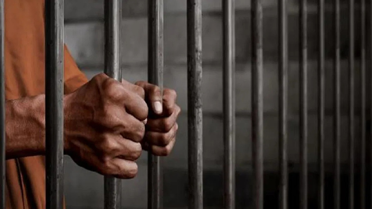 إدانة رجل أمن بمديرية السجون استغل وظيفته لإقامة علاقة غير شرعية مع زوجة سجين