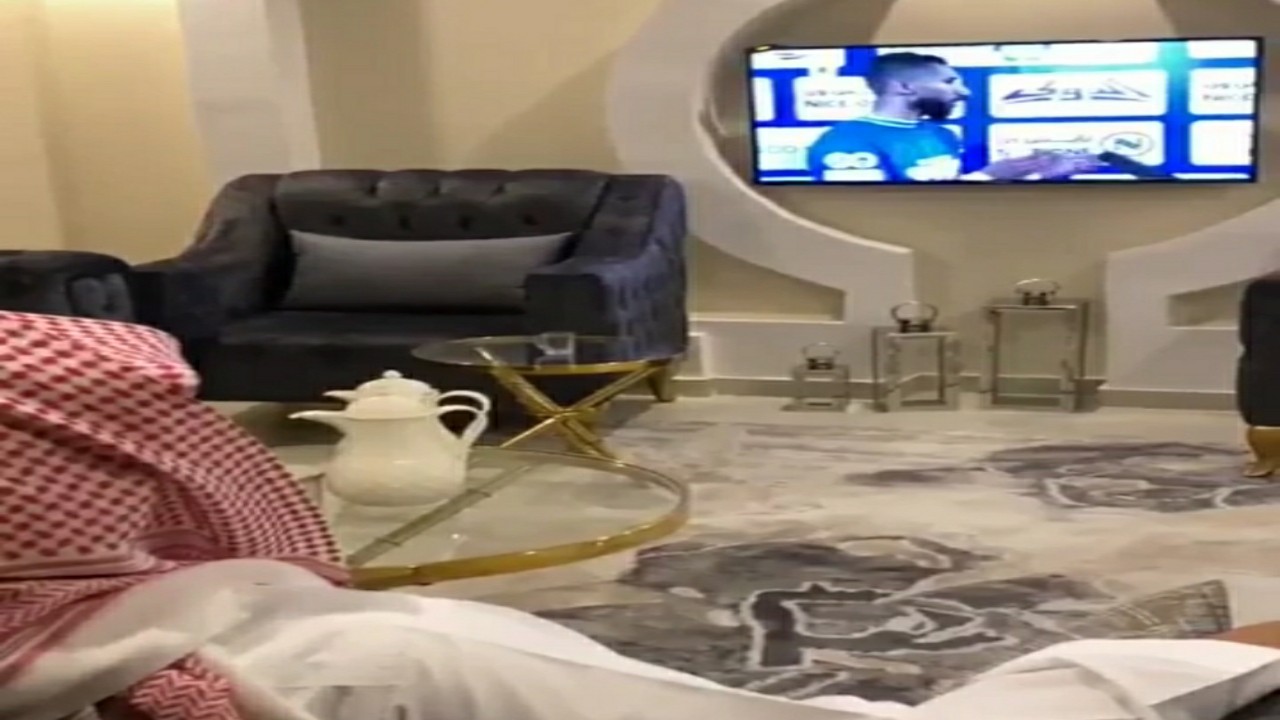 بالفيديو.. ملك التوقعات حسن الصبحان يحتفل بفوز الهلال