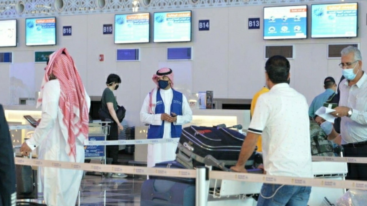 انتعاش مكاتب السفر السعودية بعد فتح المنافذ وعودة رحلات الطيران
