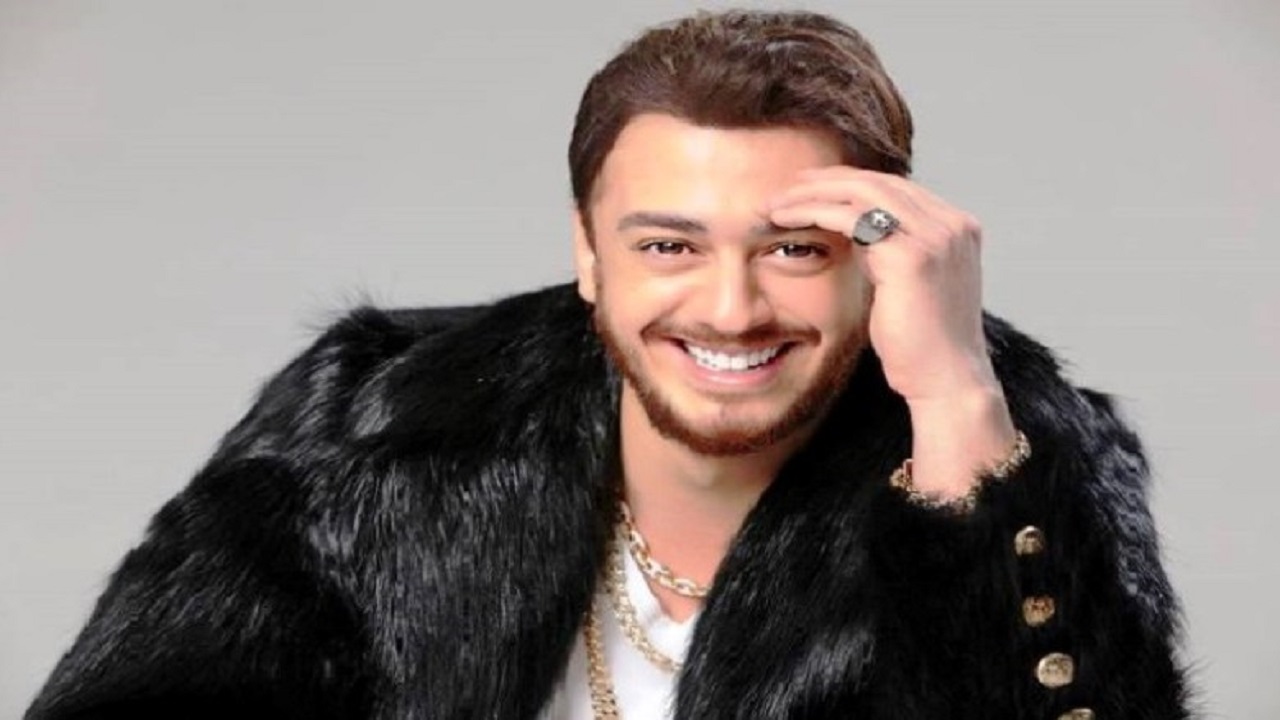 بالصور.. إطلالة نسائية لسعد لمجرد تثير جدلا واسعا