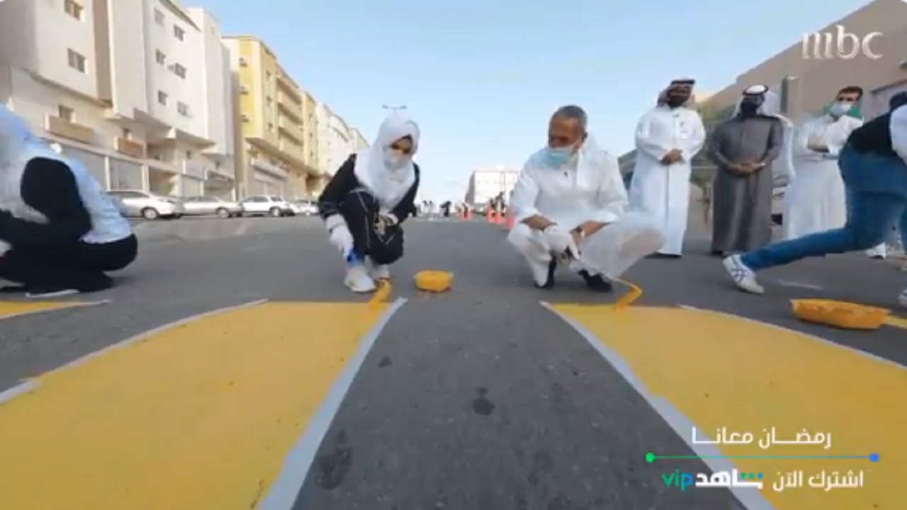 بالفيديو.. &#8220;الشقيري&#8221; يشارك في إنشاء طرق مشاة للمدارس والمساجد