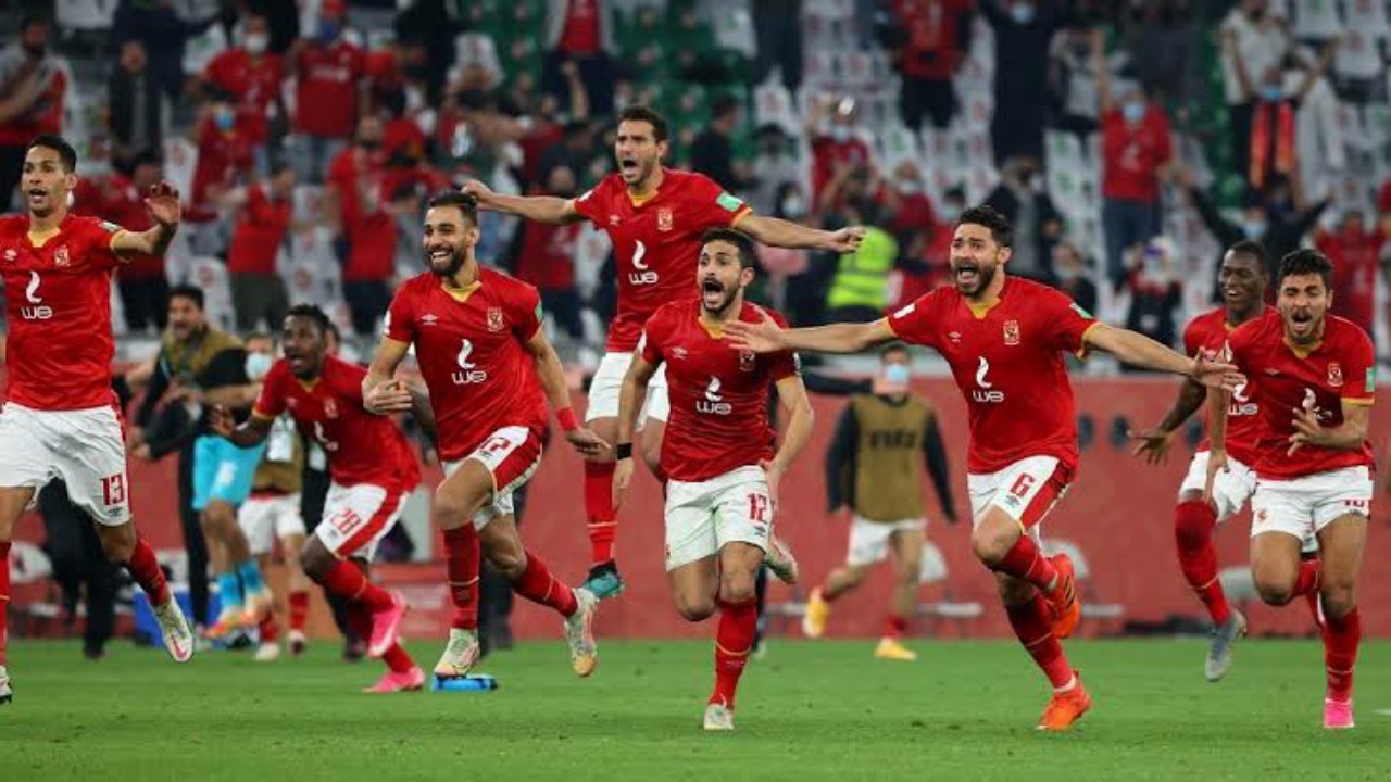 الأهلي المصري يرفض التخلي عن ” بانون ” بعد وصول الفريق إلى نصف نهائي أبطال إفريقيا