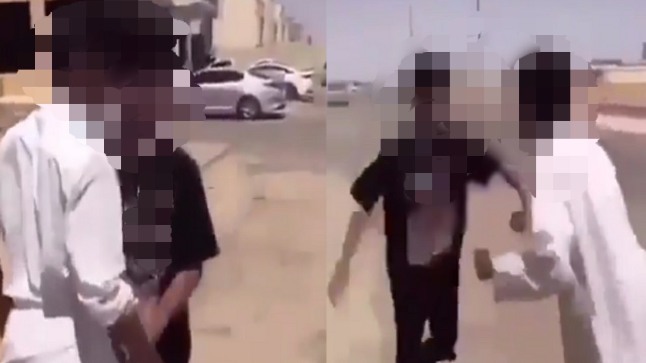 فيديو..شبان يستفردون بآخر ويعتدون عليه و&#8221;العنف الأسري&#8221; يتفاعل