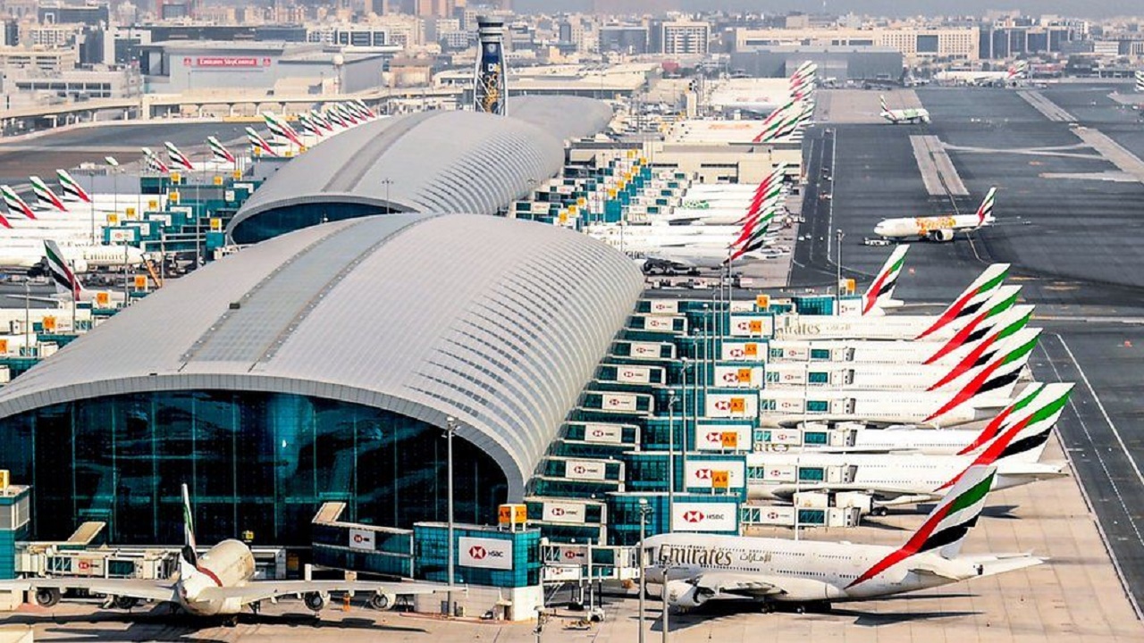 الإمارات تعلق دخول المسافرين القادمين من 3 دول