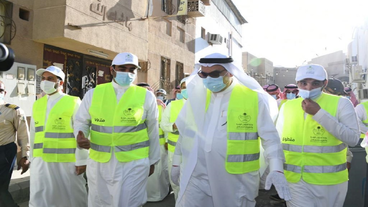 أمين الشرقية يدشن مبادرة &#8221; عمار السعودية &#8221; في حي الدواسر بالدمام