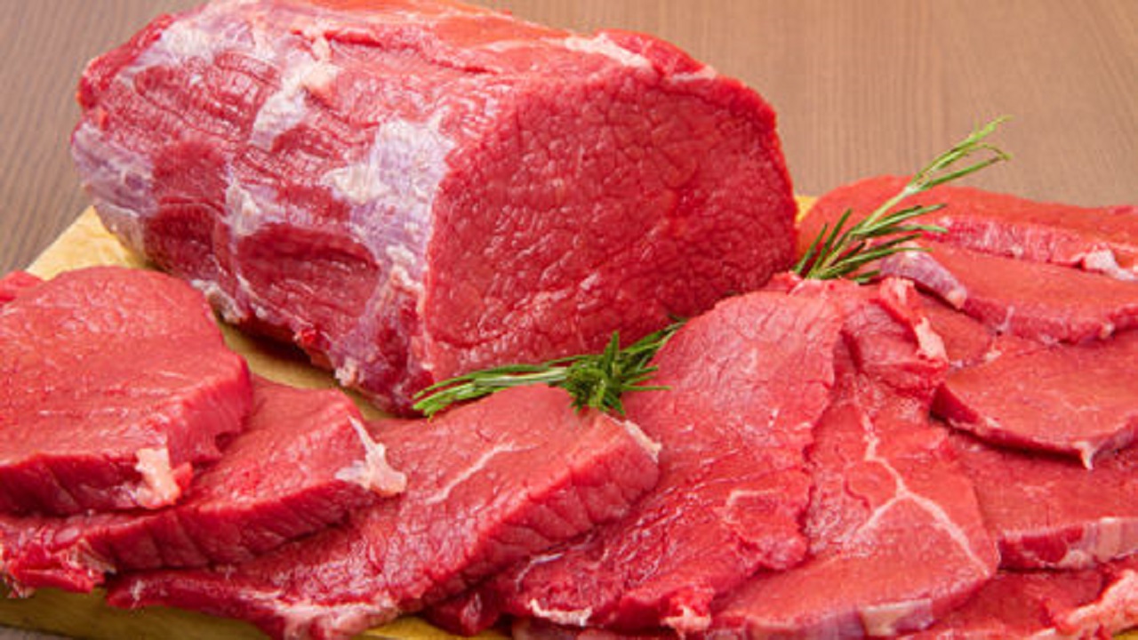 استشاري: أكل اللحوم الحمراء دون شرب المياه يسبب أمراضا في الكلى “فيديو”