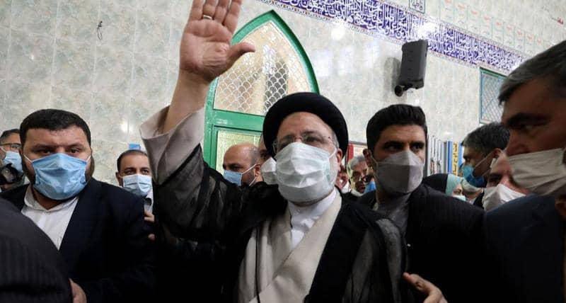 التلفزيون الإيراني يعلن فوز إبراهيم رئيسي بانتخابات الرئاسة