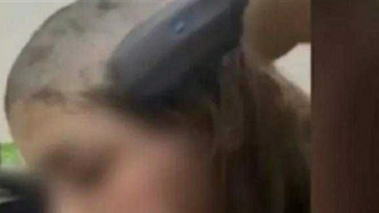 بالفيديو.. اغتصاب فتاة أردنية وحلق شعرها أمام الكاميرا في بنغازي