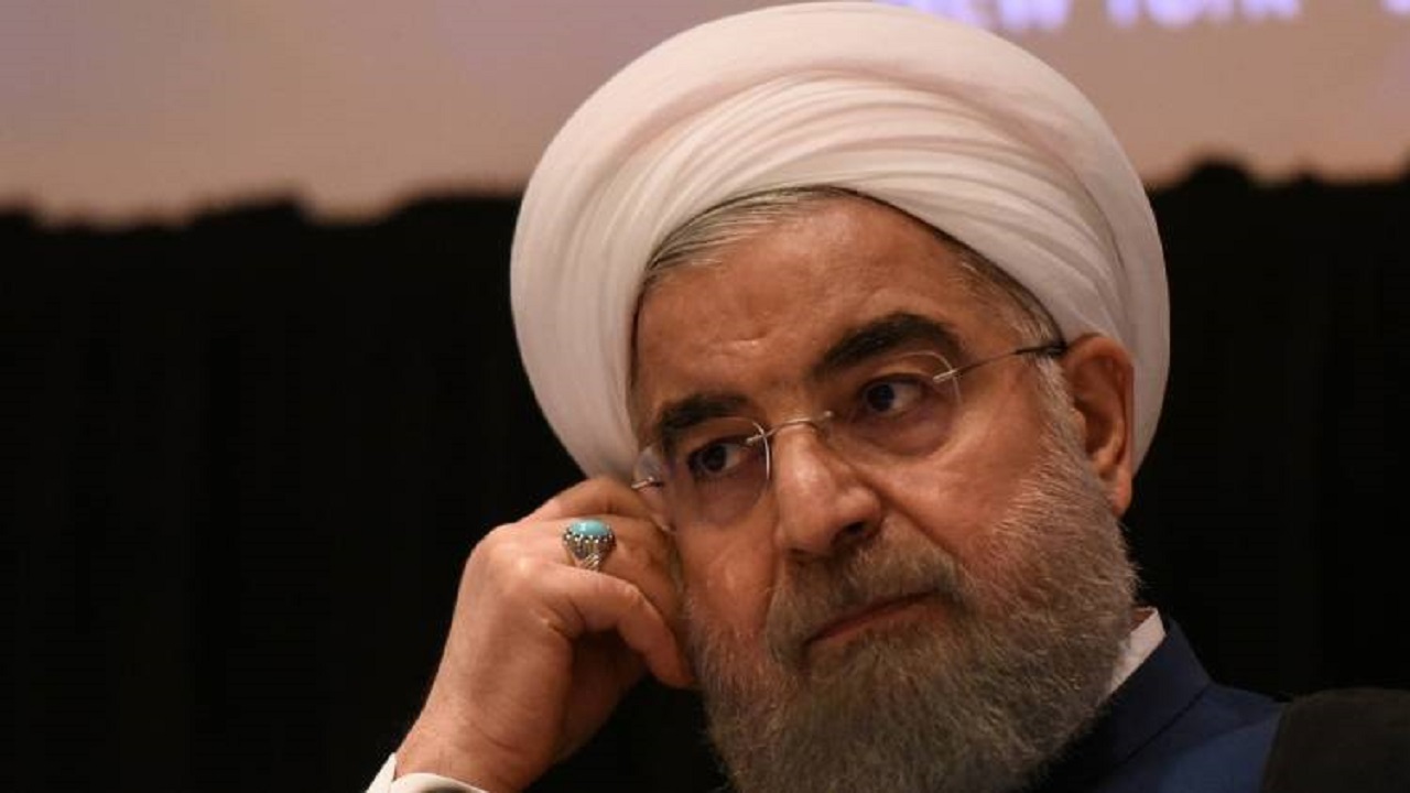 نائب إيراني يتهم روحاني بـ&#8221;النهب&#8221; ويطالب بمحاكمته
