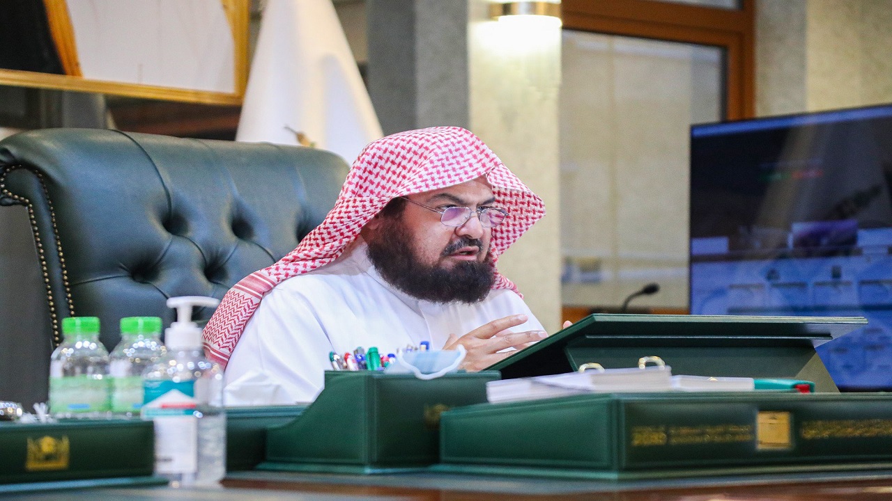إعفاء مدير إدارة شؤون الأئمة والمؤذنين في المسجد النبوي للقصور في العمل
