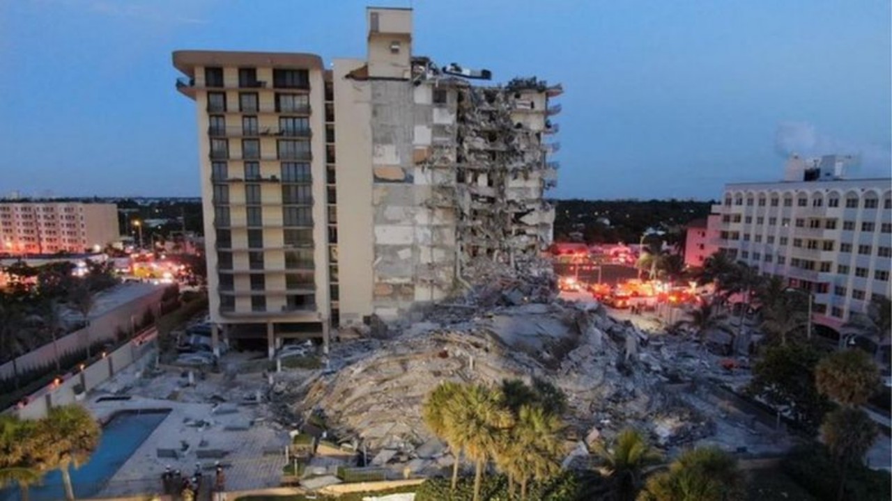 مقتل شخص وفقدان 51 آخرين إثر انهيار مبنى بولاية فلوريدا الأمريكية