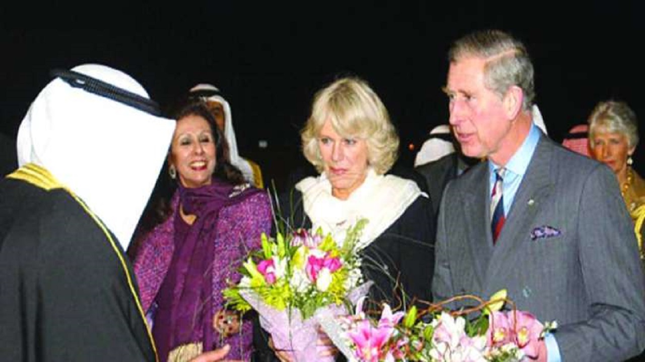 قصة نقل حذاء زوجة الأمير تشارلز في طائرة خاصة من إنجلترا إلى الكويت