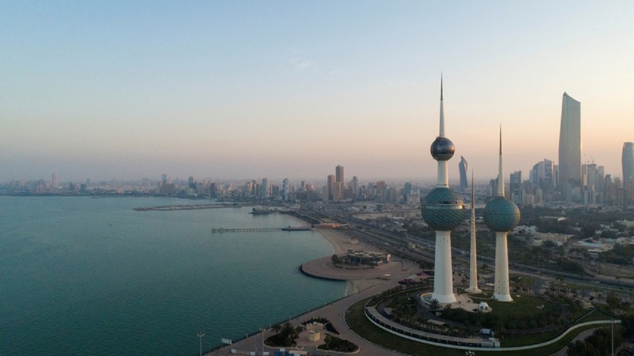 درجة الحرارة في الكويت تزحف نحو الستين