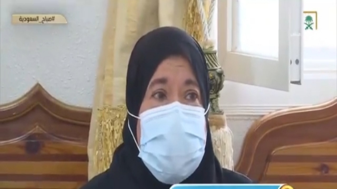بالفيديو.. قصة وفاء طبيبة مصرية عملت في المركز الصحي بعسير لأكثر من 31 عامًا