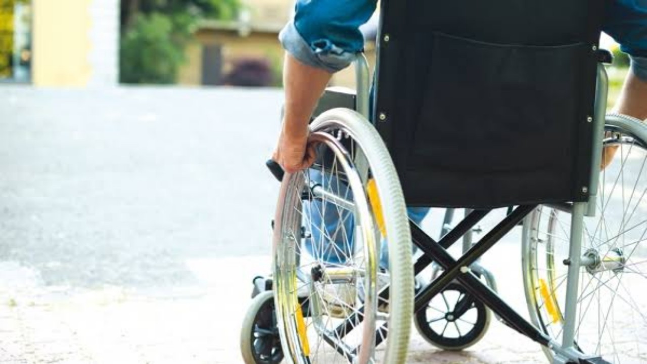 «التجارة» توافق على تخصيص تاريخ 31 يوليو لذوي الإعاقة
