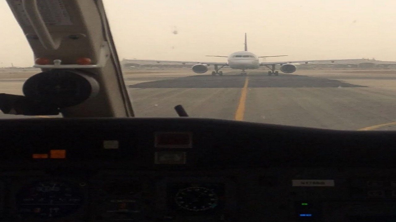 صورة.. تحدي وجهًا لوجه بين طائرة &#8220;إيرباص 320 &#8221; وسيسنا CE-525