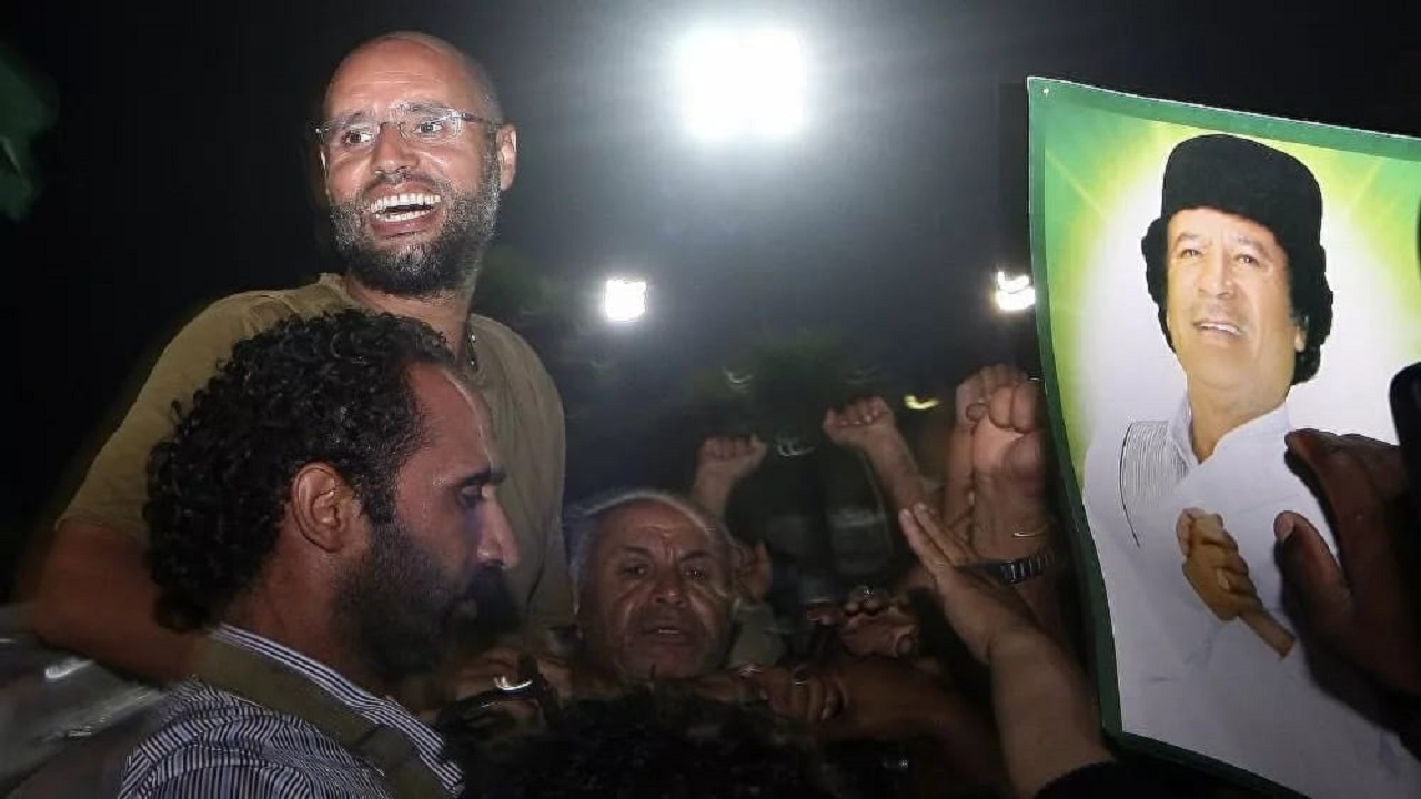 سيف الإسلام القذافي: تم اعتقالي في كهف .. وأسعى للعودة السياسية