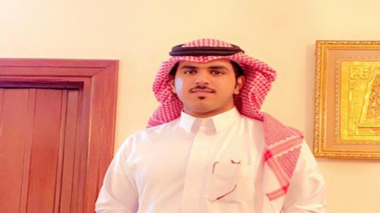 “الغامدي” يتلقى التهاني بمناسبة تخرجه من جامعة بيشة