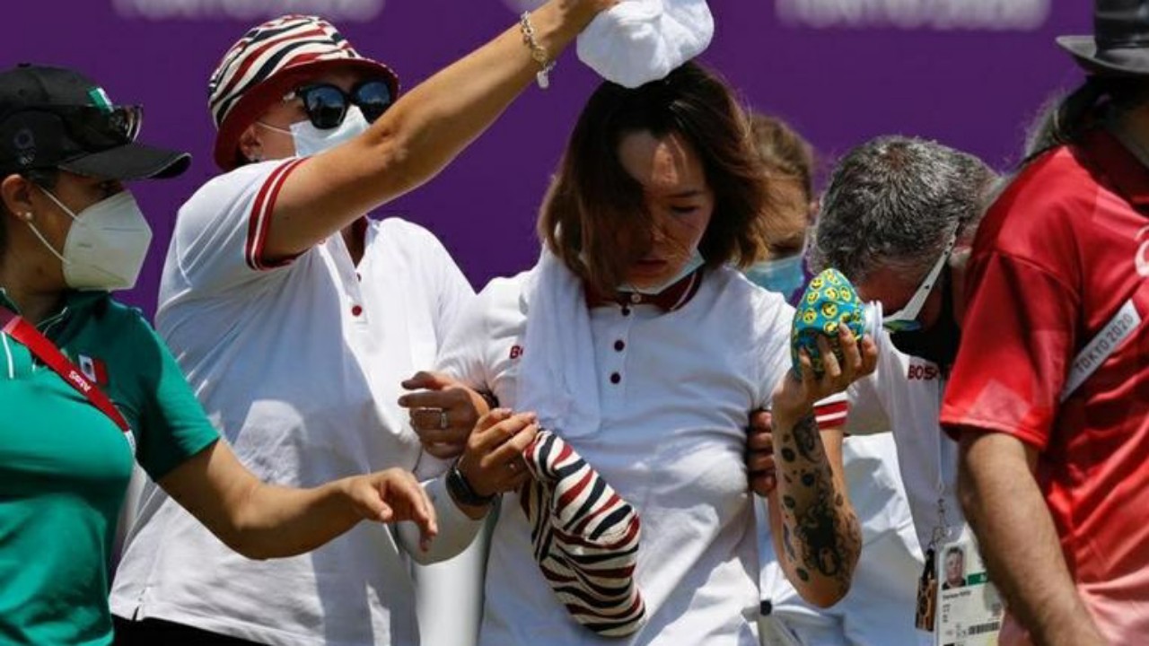 لاعبة تصاب بضربة شمس في أولمبياد طوكيو