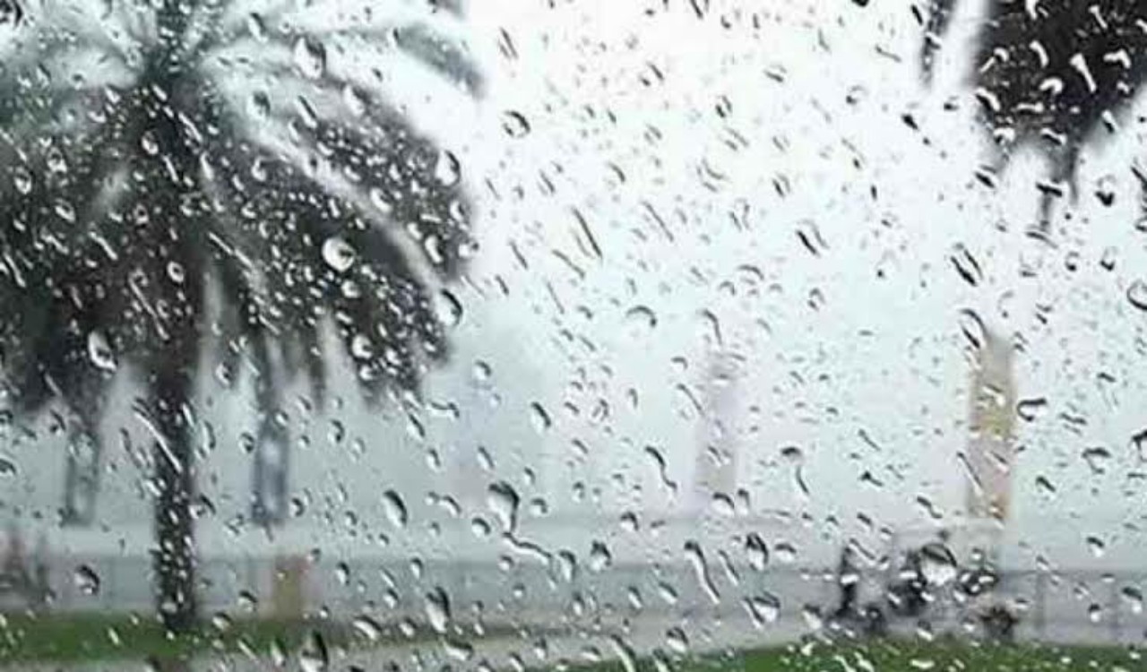 الأرصاد: استمرار هطول أمطار متوسطة إلى غزيرة مصحوبة بأتربة مثارة على مكة