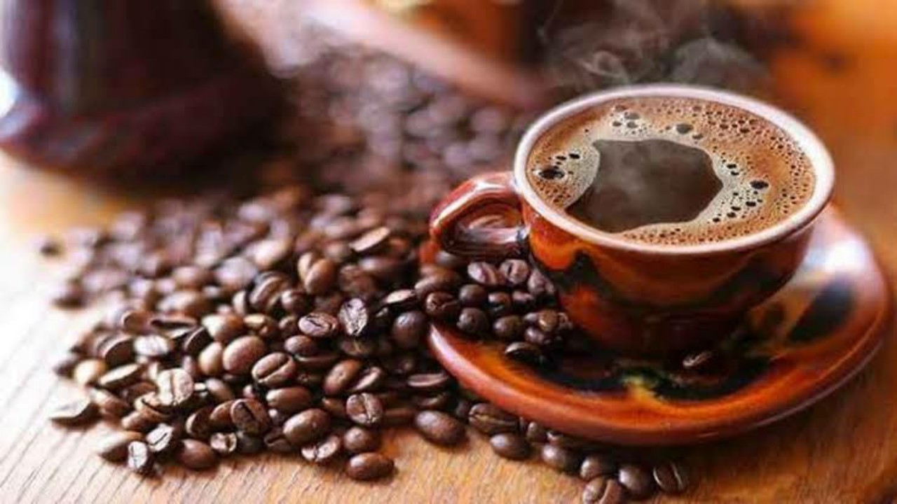 &#8220;النمر&#8221; يكشف عن العدد المسموح به من أكواب القهوة يوميا