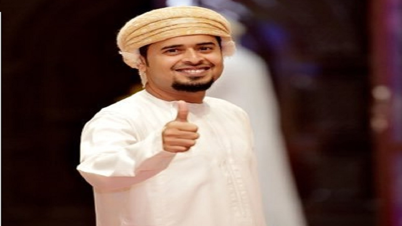 بالفيديو .. &#8220;الغنبوصي&#8221; يحتفى بلقاء الملك سلمان وسلطان عمان بقصيدة جديدة