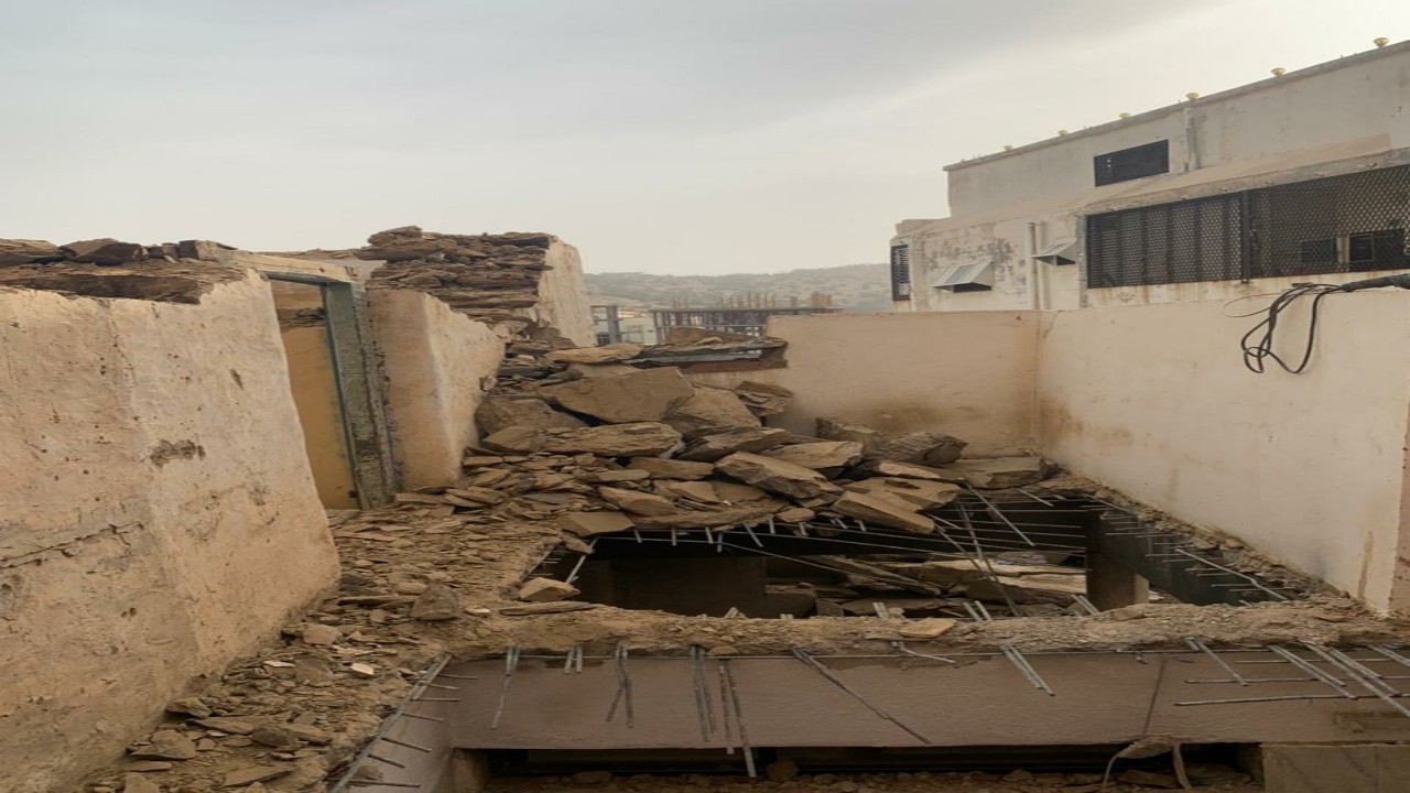 انهيار جدار حجري بقرية الطرفين في الباحة يسفر عن 3 إصابات خطيرة 