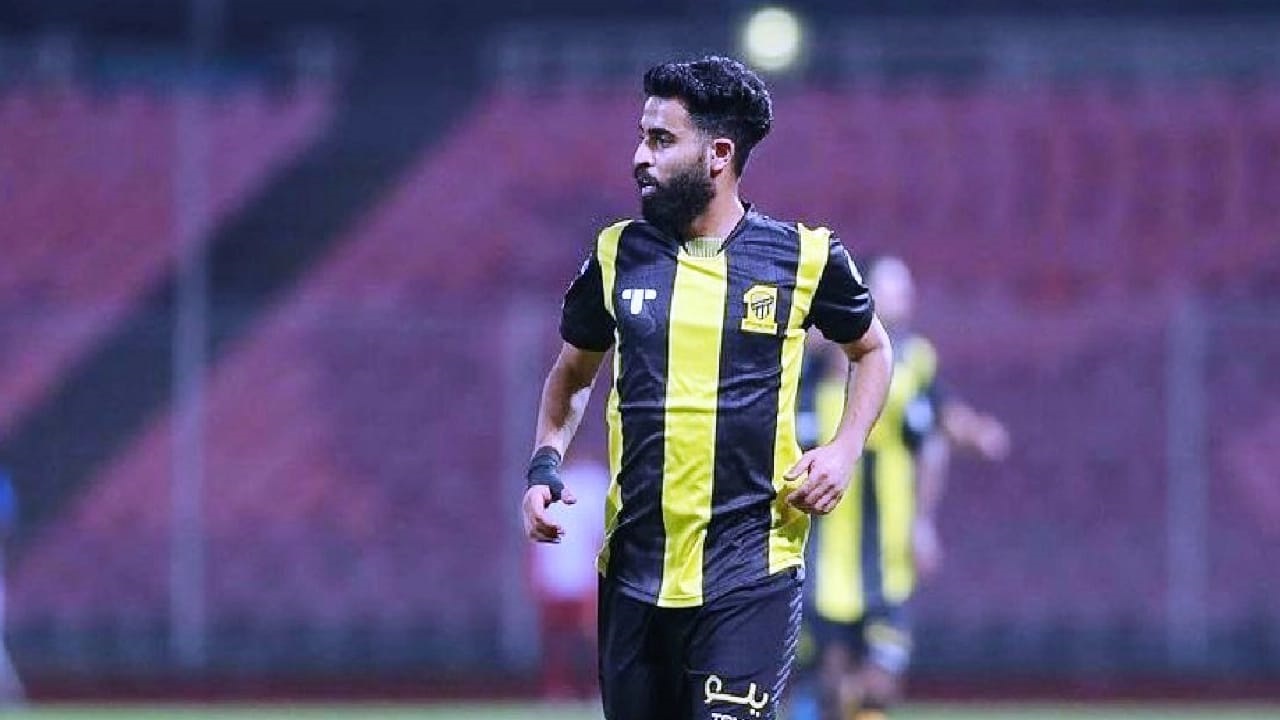 الاتحاد يحدد موقفه من انتقال السواط للفيصلي