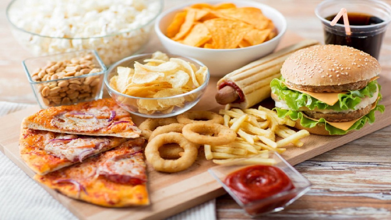 أطعمة تؤدي إلى ارتفاع الكوليسترول في الدم