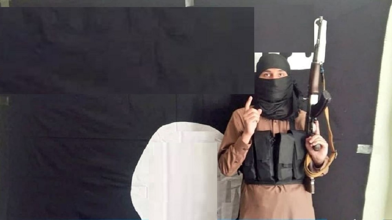 داعش الإرهابي ينشر صورة انتحاري مطار كابل ويكشف عن اسمه