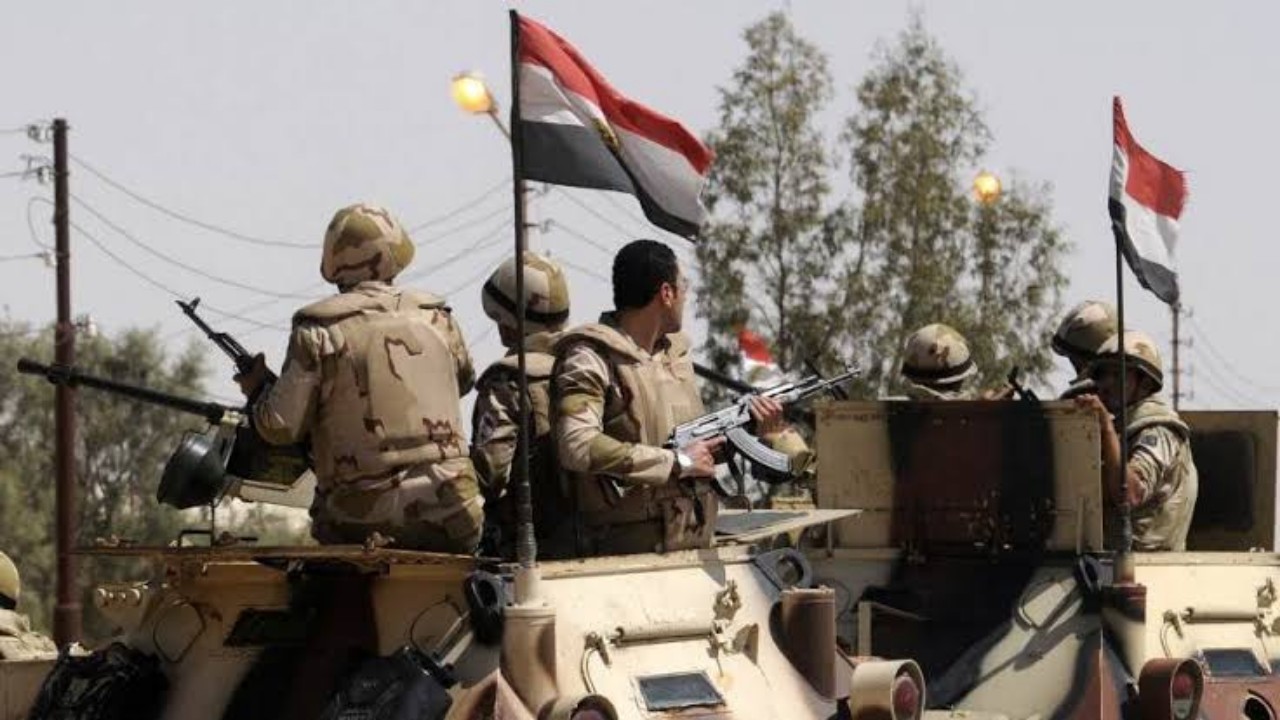 الجيش المصري يقضي على 13 مسلحاً في سيناء