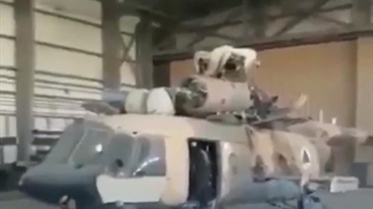 بالفيديو.. عناصر طالبان تستولي على مروحيات روسية في مدينة شيندند بولاية هرات