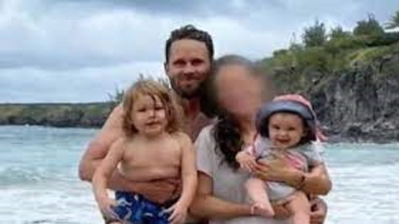 رجل يقتل طفليه لاعتقاده بأنهم سيتحولون إلى وحوش