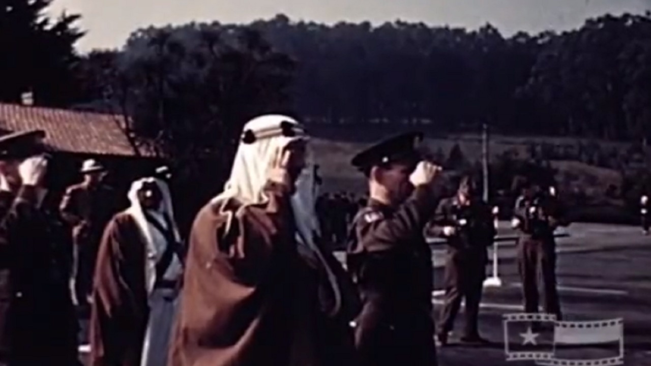 فيديو نادر يوثق زيارة الملك سعود إلى أمريكا وعزف النشيد السعودي عام 1947