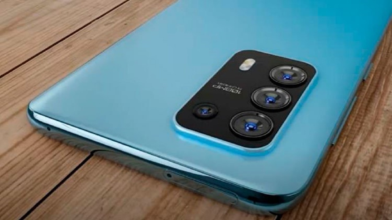 “هواوي” تكشف عن هاتف جديد بكاميرا ثلاثية العدسات