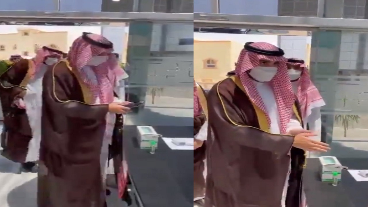فيديو.. موظف استقبال يطلب من أمير الجوف إبراز تطبيق &#8220;توكلنا&#8221;