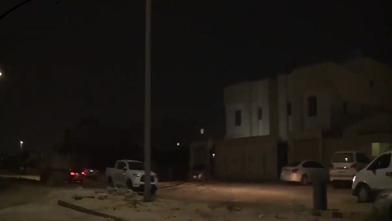 فيديو.. اللحظات الأولى من الحي الذي تم فيه اعتراض الصاروخ الباليستي بالدمام