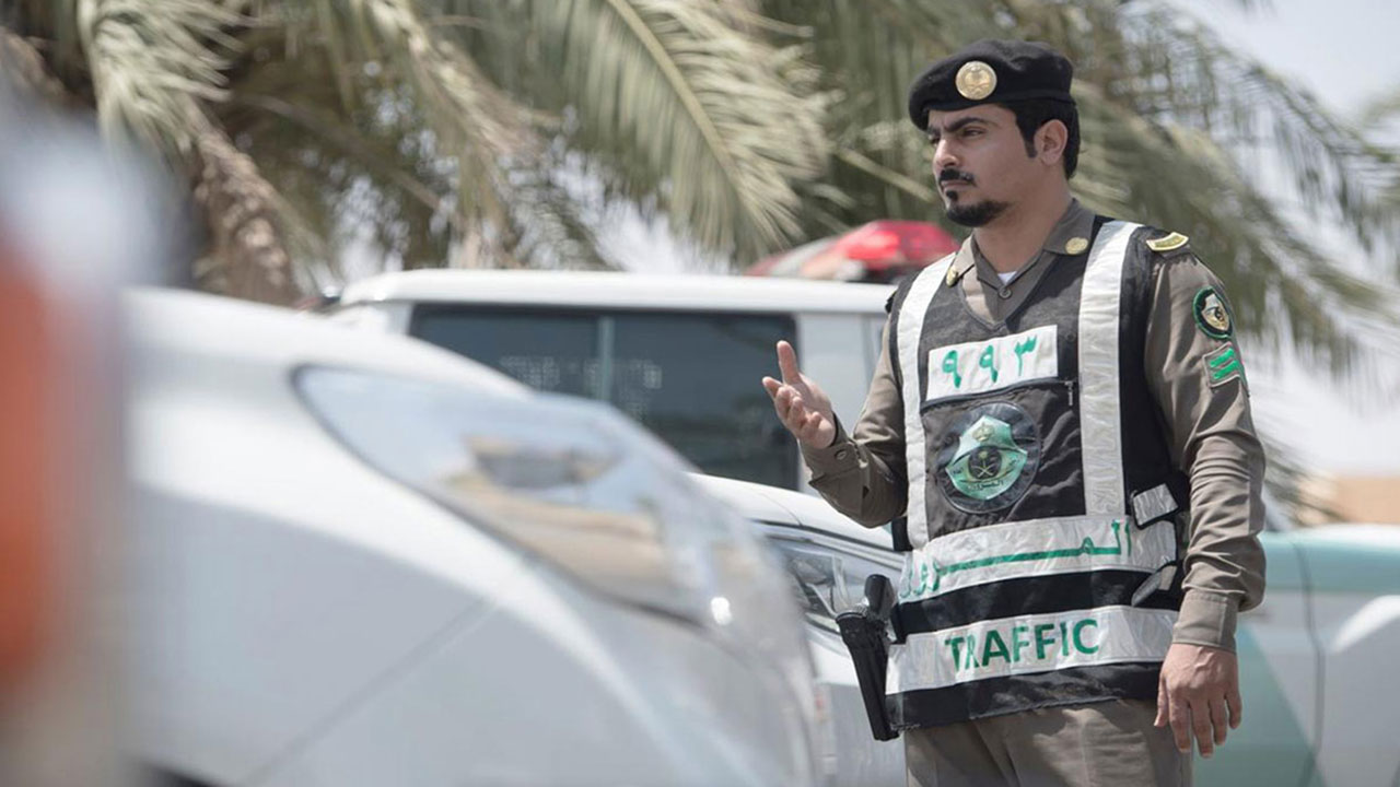 المرور يحدد خطوات تجديد رخصة السيارة في حال وجود مخالفات على مالكها