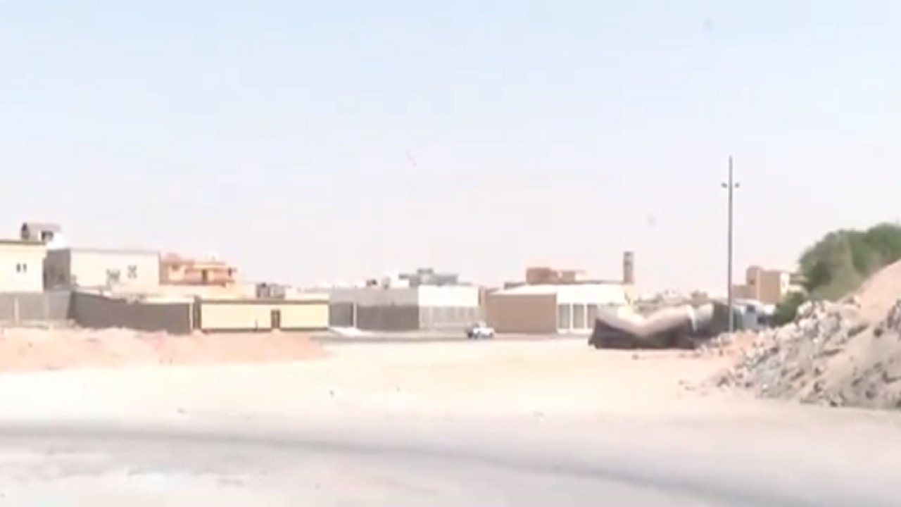 بالفيديو.. إغلاق 7 مصانع للخرسان لقربها من المواقع العمرانية بحفر الباطن