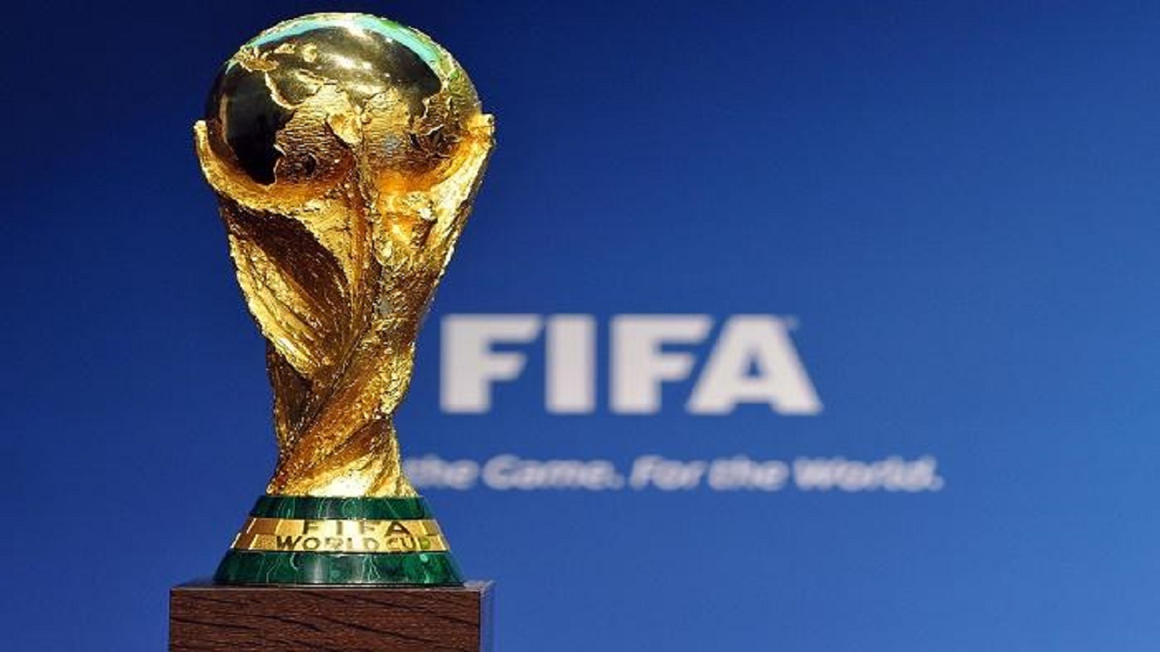 80 لاعباً ومدرباً يبحثون مقترح إقامة كأس العالم كل عامين
