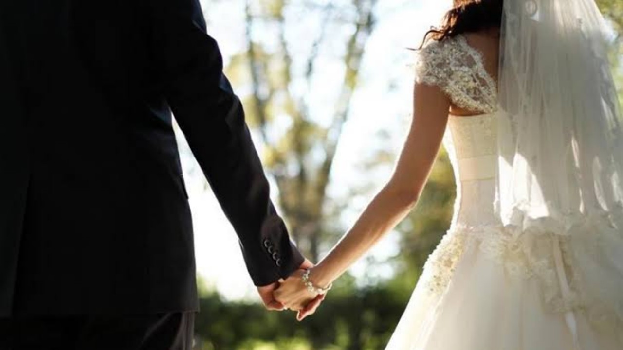 اندلاع شجار بين أهل عروس وعريس بسبب “بوفيه الفرح”