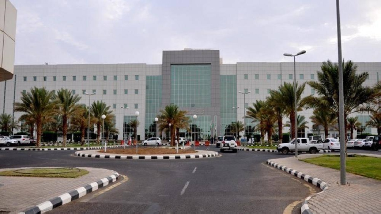 مستشفى الملك فهد التخصصي بتبوك ينقذ مواطنة مصابة بـ &#8220;كورونا&#8221; حامل في شهرها السابع