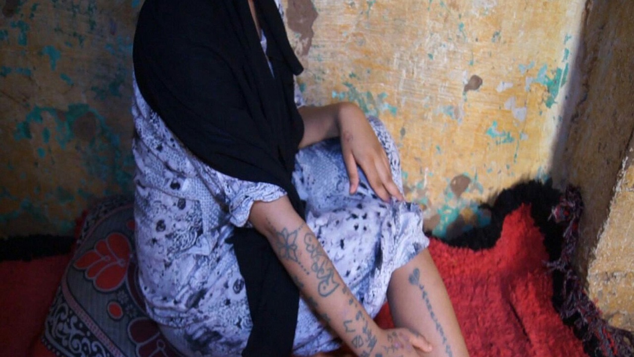 الحكم الأخير في قضية &#8220;فتاة الوشم&#8221; بعد اغتصابها جماعيًا
